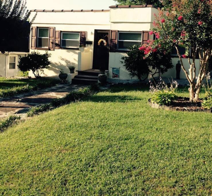 Mayberry Haven Mount Airy Exterior photo
